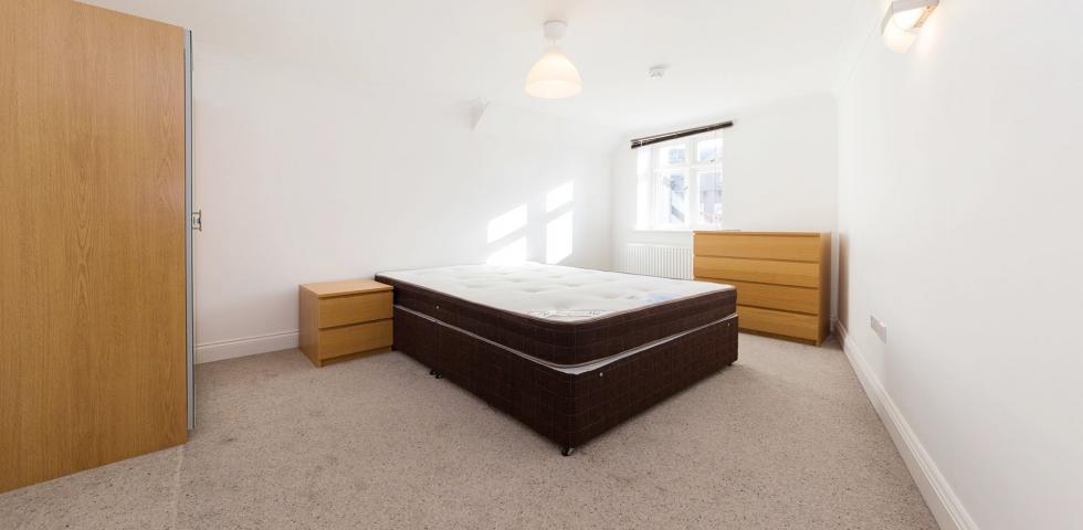 			NEW INSTRUCTION, 1 Bedroom, 1 bath, 1 reception Flat			 Heathfield Park, WILLESDEN GREEN